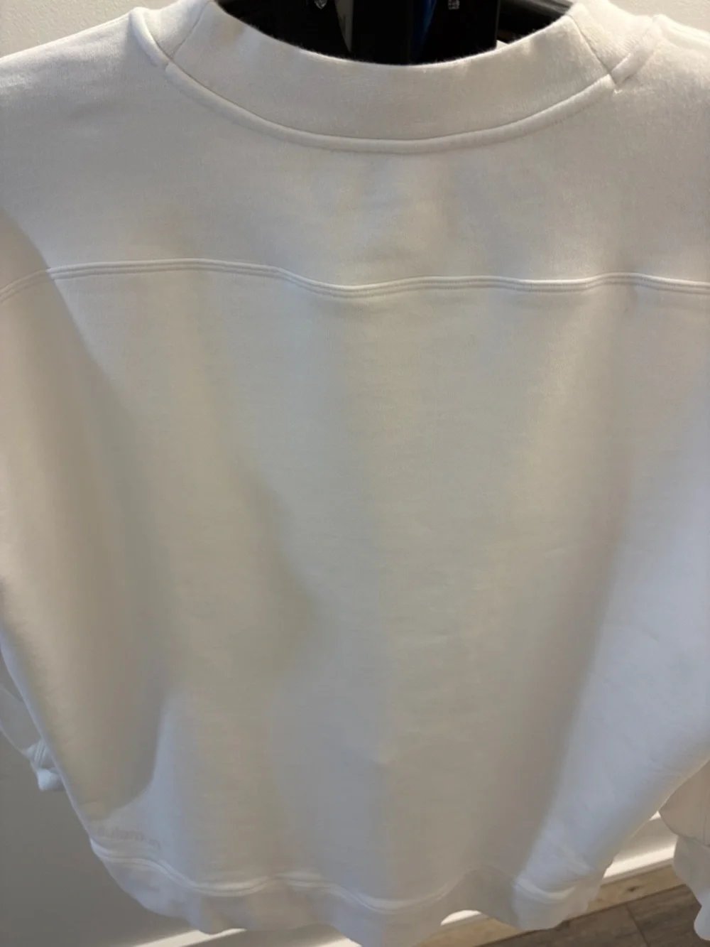 Lululemon Perfectly Oversized Graphic Crewneck ~ Best for Size 8 ~ White